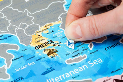 Europe Scratch Off Map Poster (68 x 48 cm)