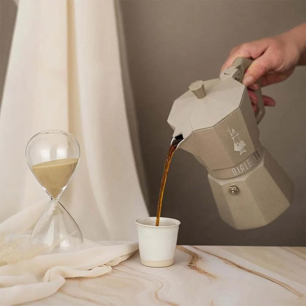 Italian Coffee Pot Bialetti EXCLUSIVE 3 Cups-5