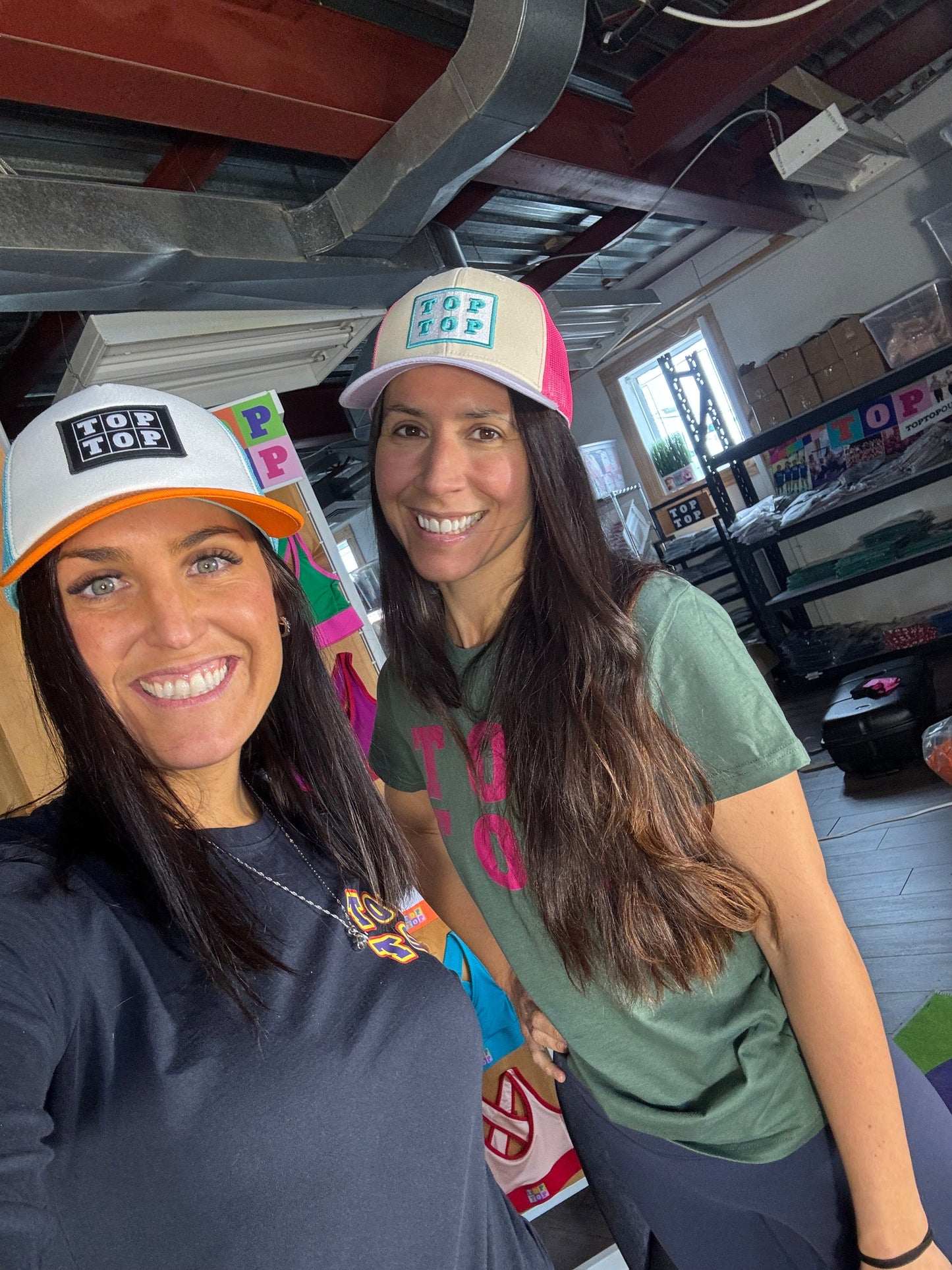 Casquette Trucker – Aqua & Orange🖤🩵🤍🧡