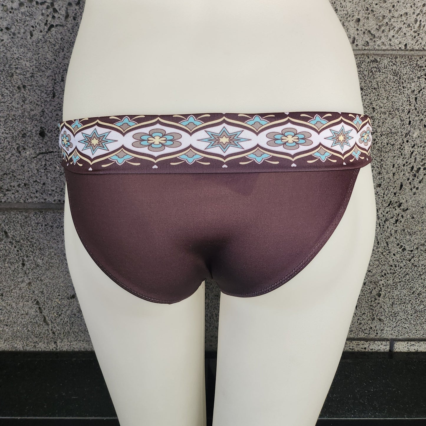 Loco Boutique Border Folded Over