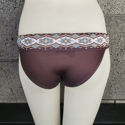 Loco Boutique Border Folded Over